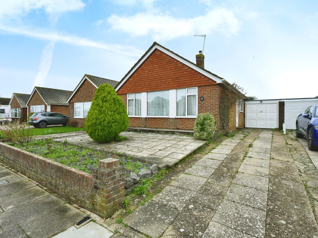 3 bed detached bungalow for sale in Downland Road, Brighton BN2, £