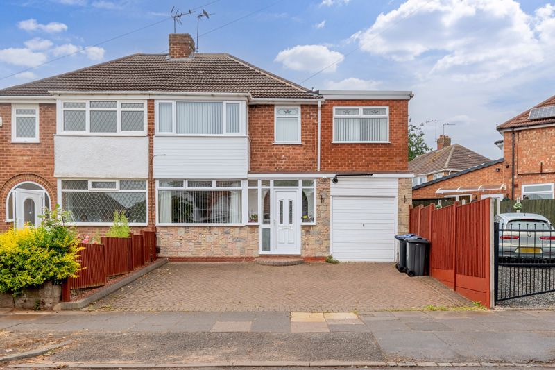 5 bed semidetached house for sale in Ryde Park Road, Rednal, Birmingham B45 Zoopla