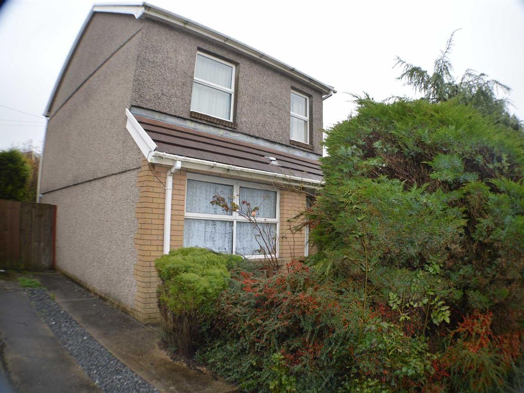 3 bed detached house for sale in Moorview Close, Gendros, Swansea SA5