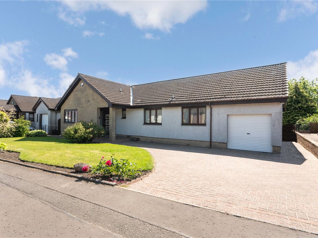 5 bed bungalow for sale in Bonnyview Gardens, Bonnybridge FK4, £380,000 Zoopla