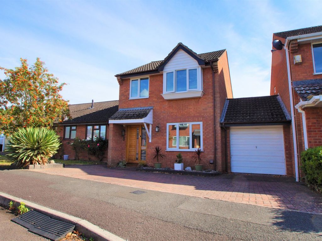 3 bed linkdetached house for sale in Prospect Close, East Brent