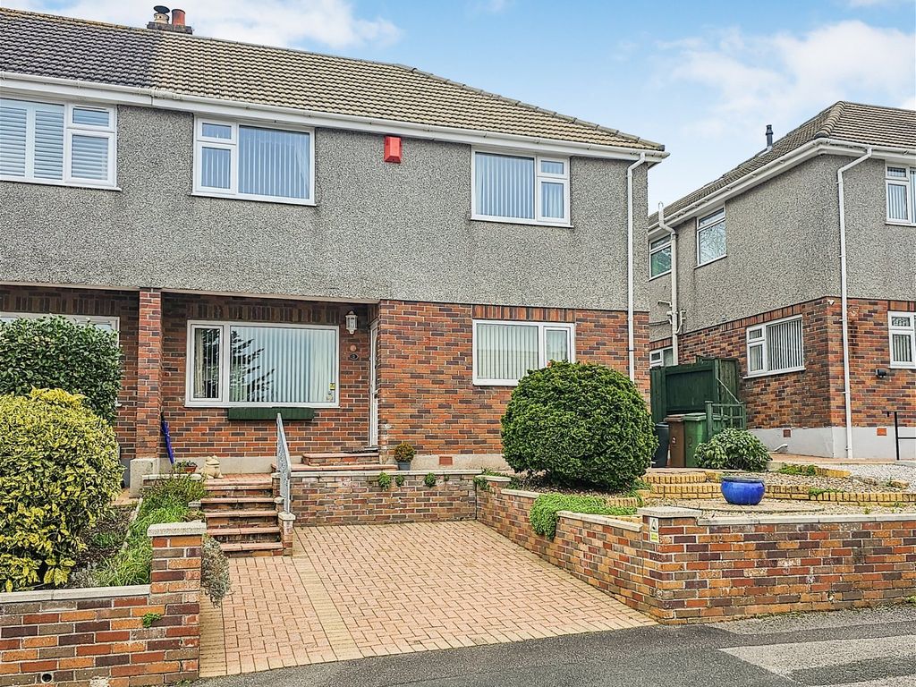 4 bed semidetached house for sale in Lyndhurst Close, Milehouse, Plymouth PL2, £385,000 Zoopla