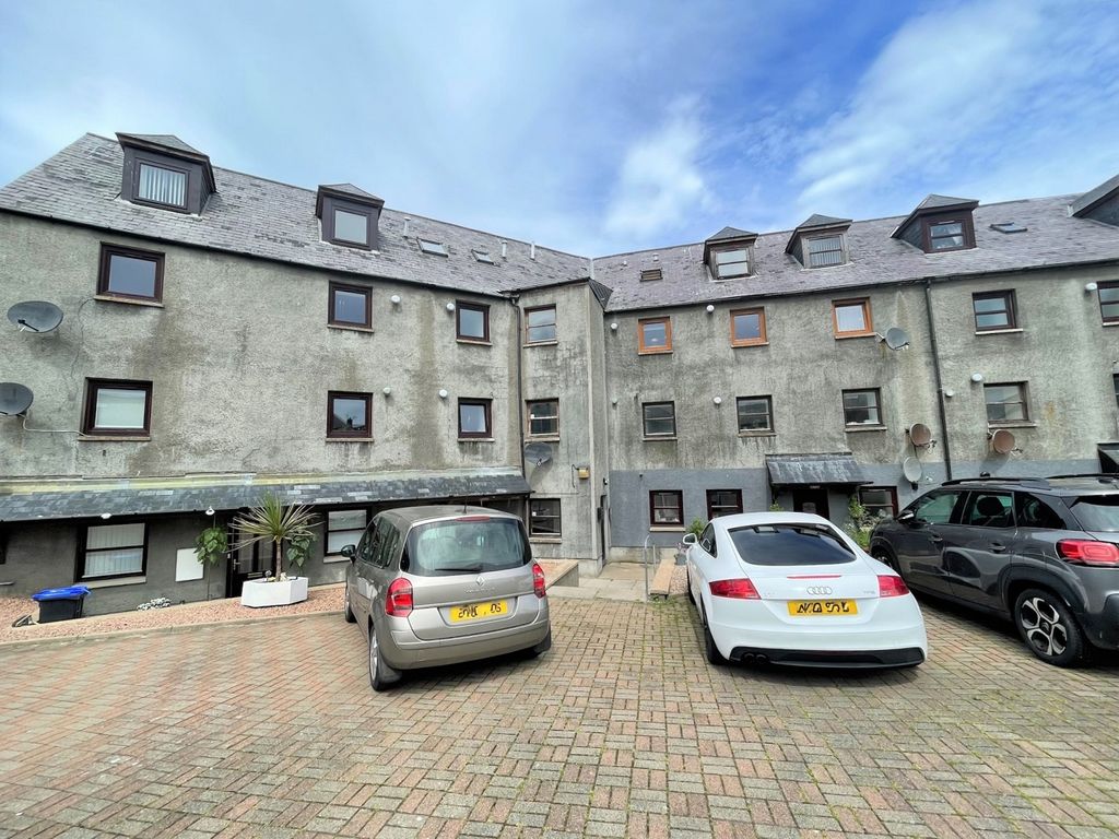3 bed flat for sale in Manner Street, Macduff AB44, £69,000 Zoopla