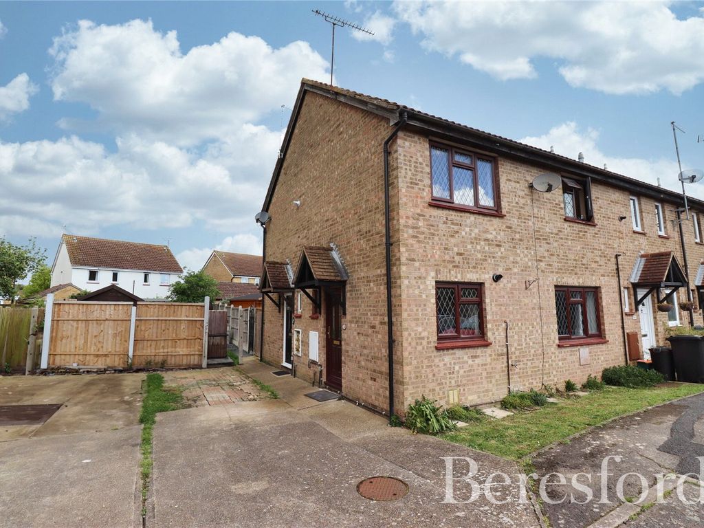 1 bed end terrace house for sale in Wagtail Drive, Heybridge CM9, £