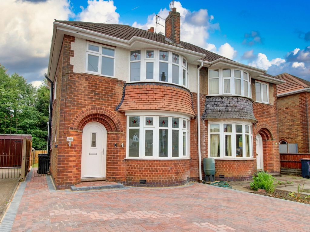 3 bed semidetached house for sale in Broom Leys Road, Coalville LE67