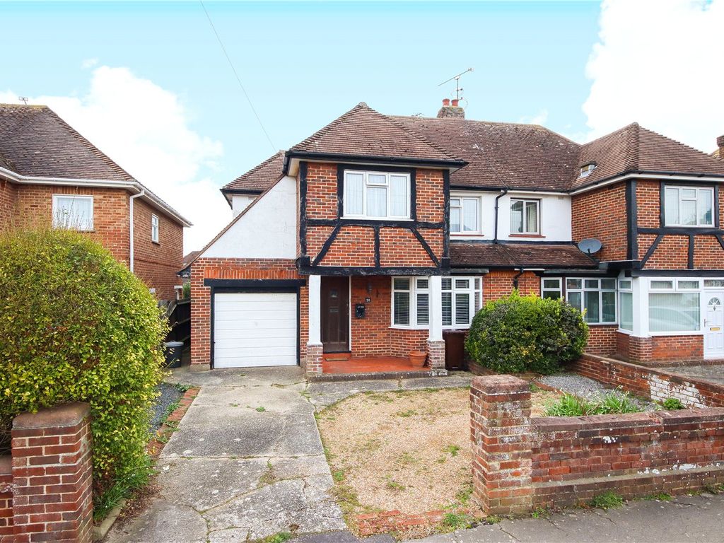 3 bed semidetached house for sale in Meadow Way, Littlehampton, West