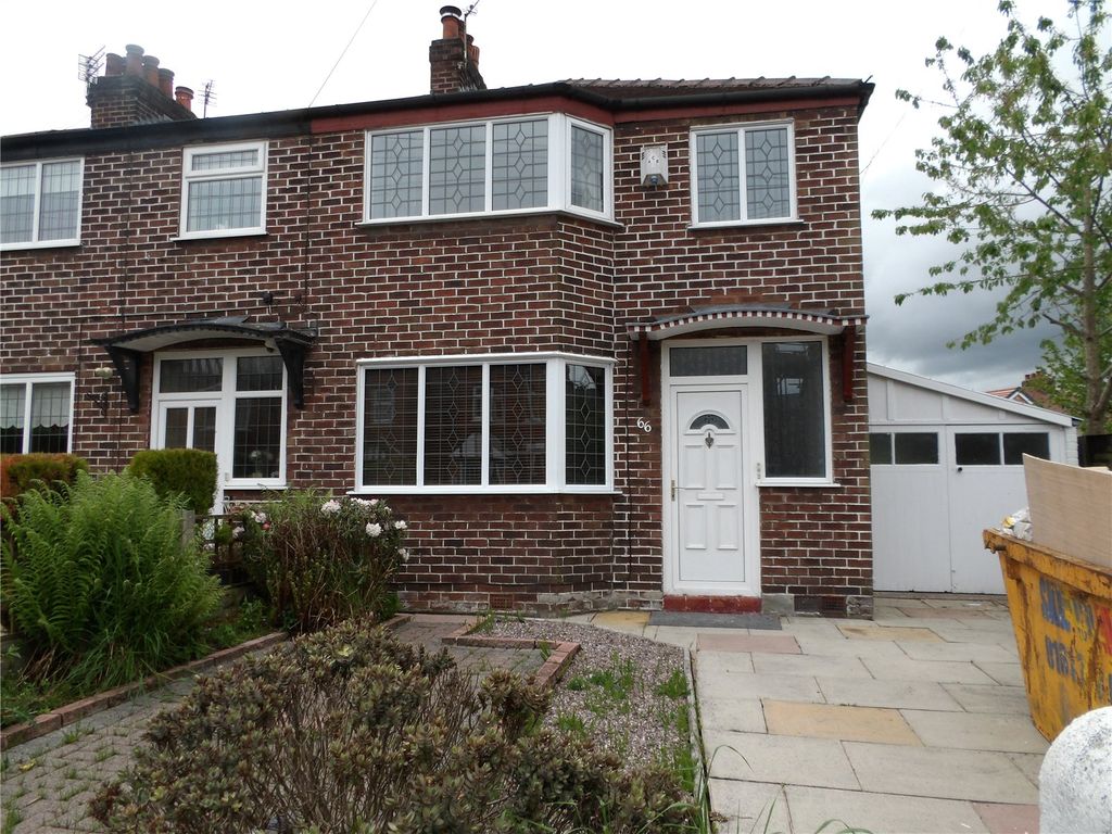 3 bed end terrace house for sale in Brook Lane, Timperley, Altrincham