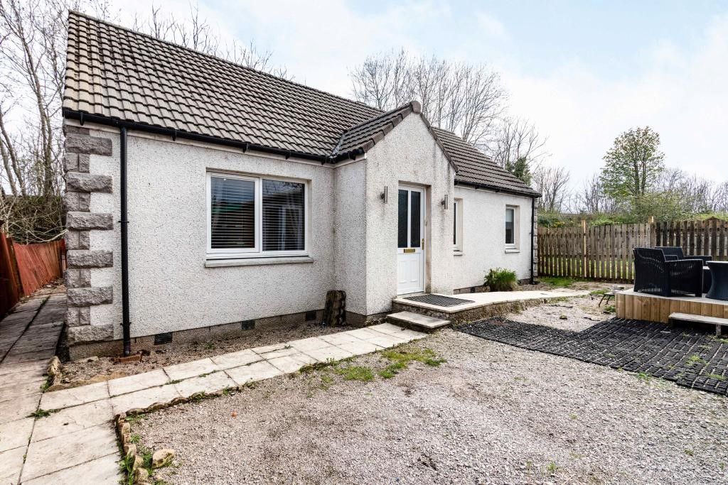 3 bed detached bungalow for sale in Novar Road, Alness, Highland IV17