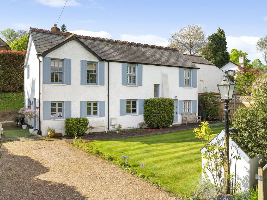 3 bed detached house for sale in Courtlands Avenue, Esher, Surrey KT10