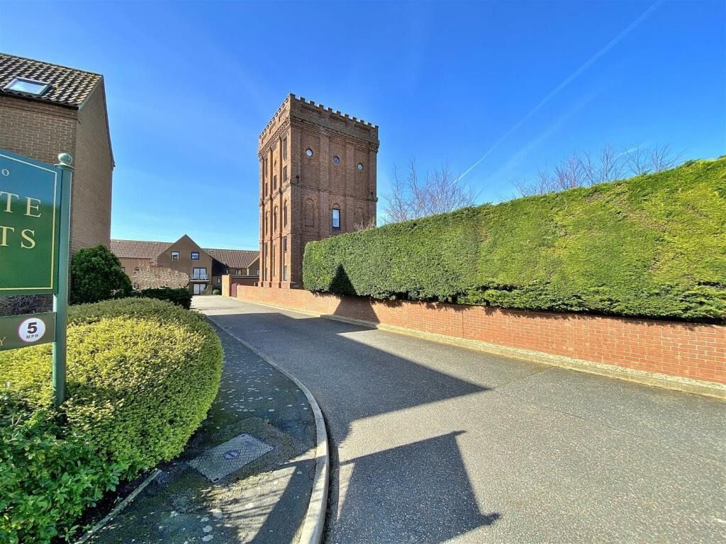 2 bed flat for sale in Redgate Tower, Kings Lynn Road, Hunstanton