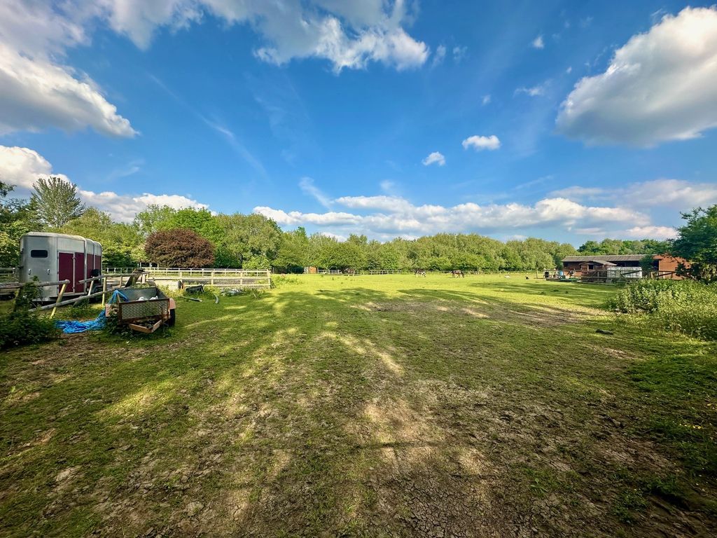 Land for sale in Green Lane, Staines TW18, £425,000 Zoopla