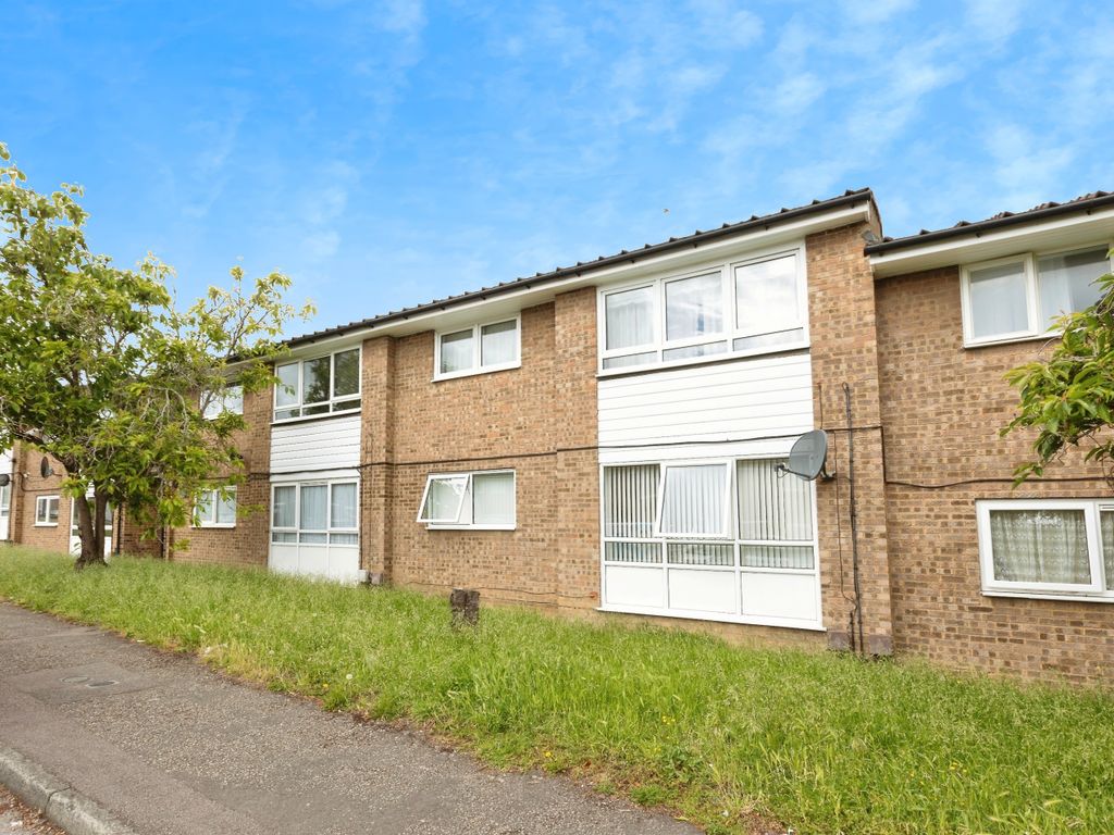 1 bed detached house for sale in Augustine Road, Gravesend, Kent DA12