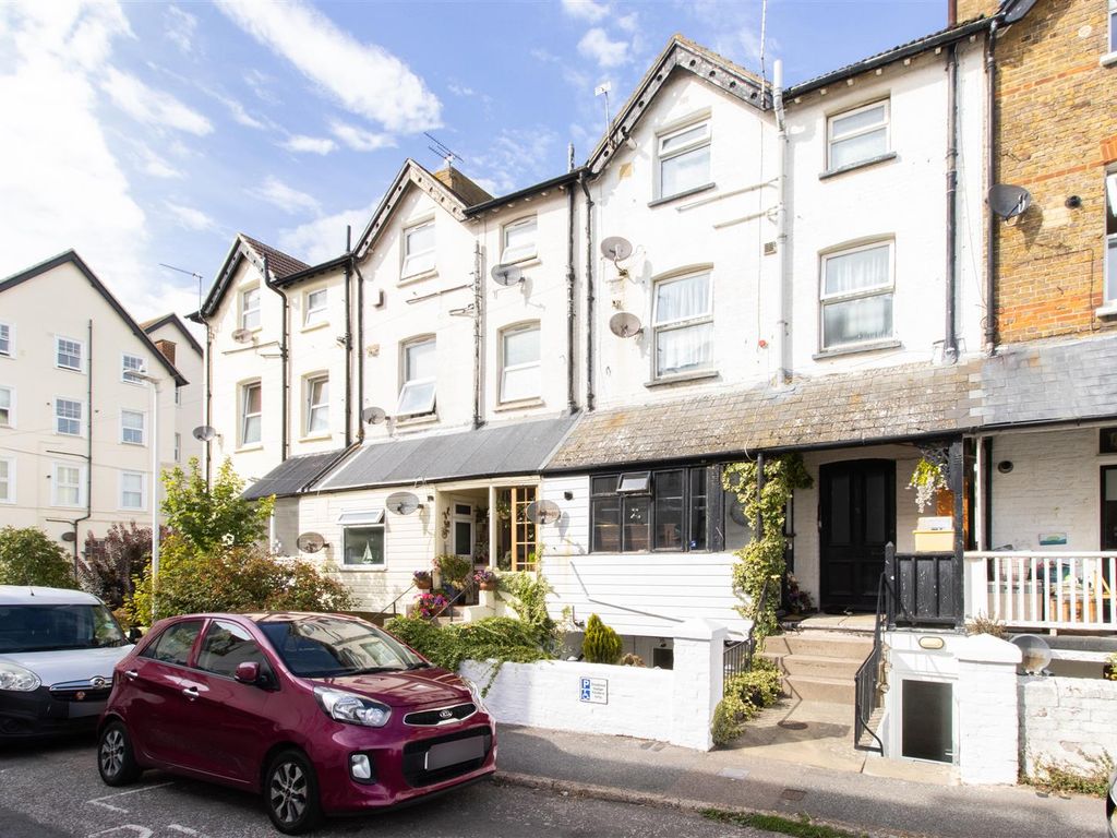 1 bed flat for sale in Beach Rise, WestgateOnSea CT8 Zoopla