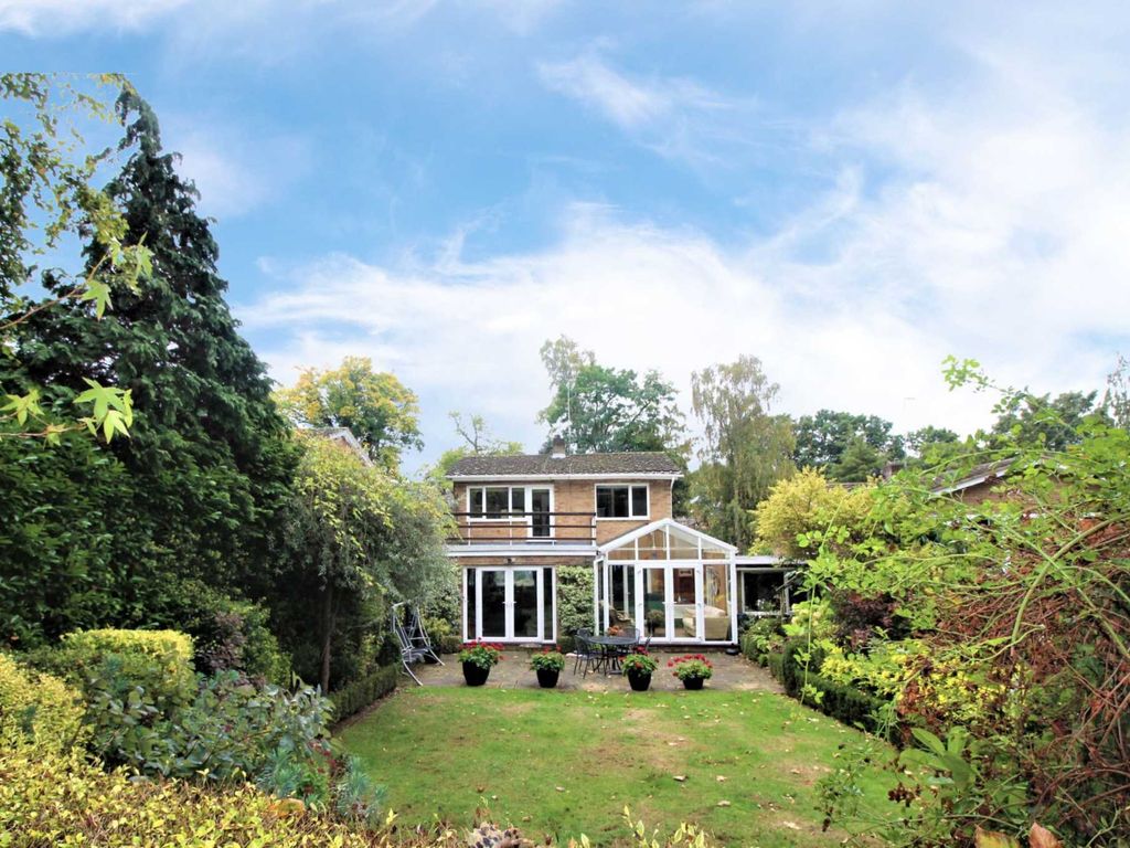 Chamberlains Gardens, Leighton Buzzard LU7  