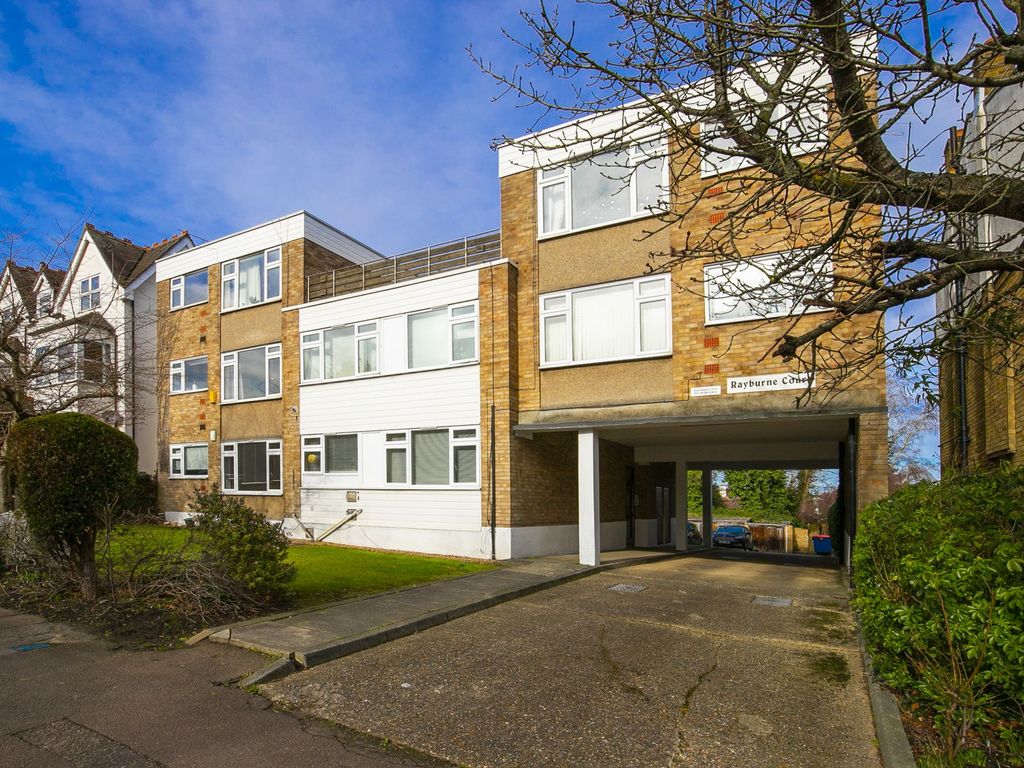 2 bed flat to rent in Palmerston Road, Buckhurst Hill IG9 Zoopla
