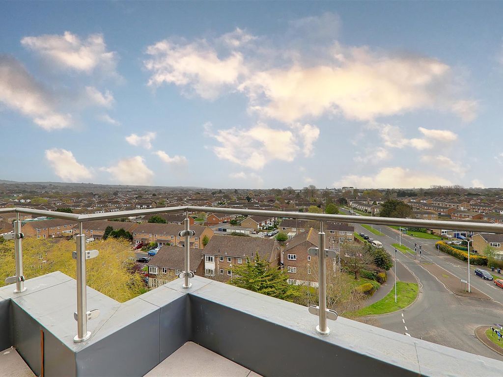 2 bed flat for sale in Columbia Drive, Worthing BN13 Zoopla