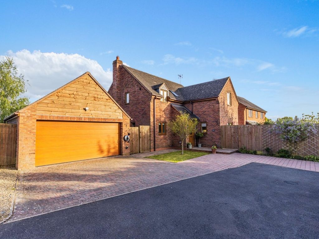 4 bed detached house for sale in Pendock, Redmarley GL19 Zoopla