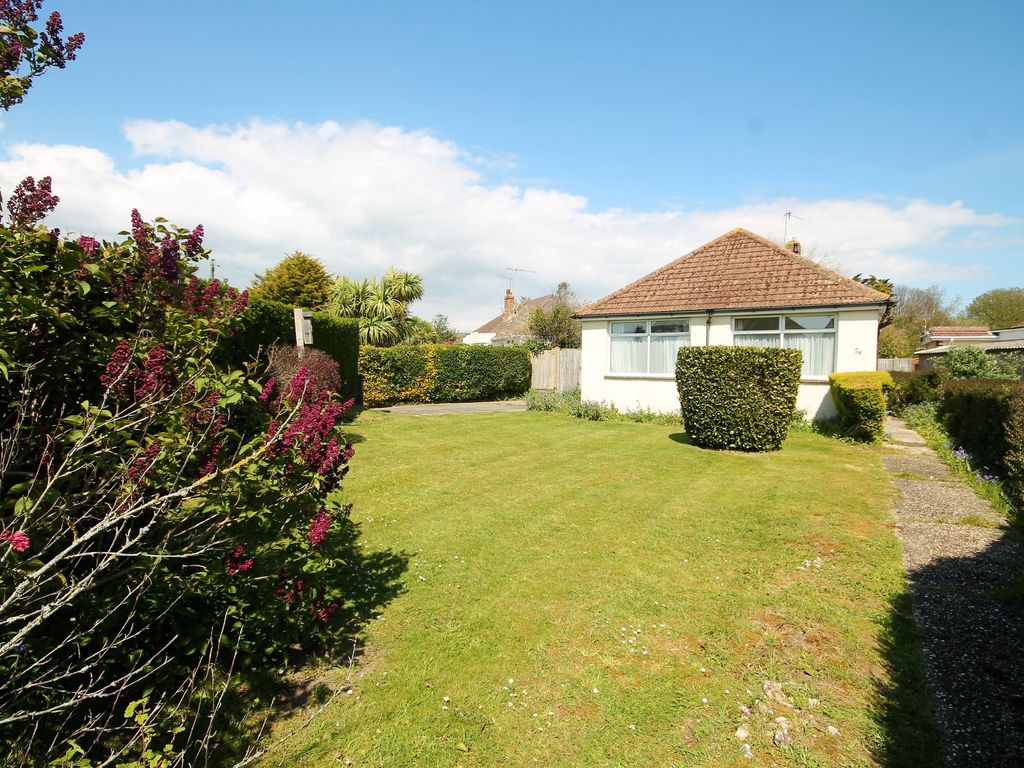 3 bed detached bungalow for sale in Cokeham Road, Sompting, Lancing