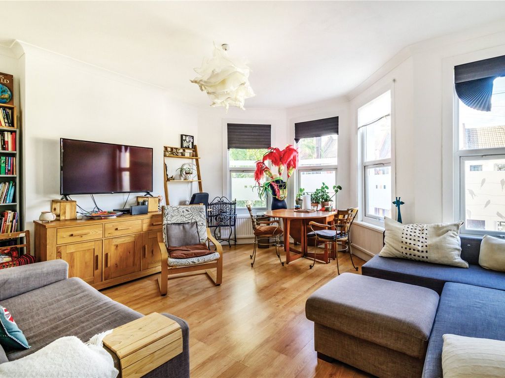 Hewitt Road, Harringay, London N8  