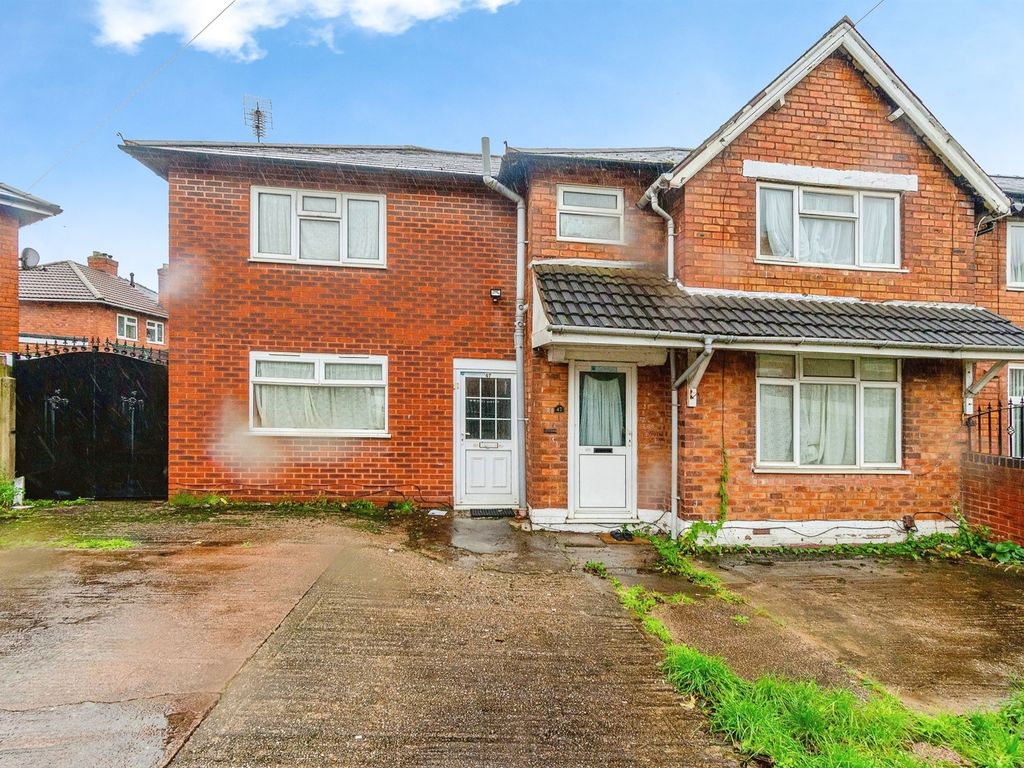 4 bed end terrace house for sale in Flaxhall Street, Walsall WS2, £