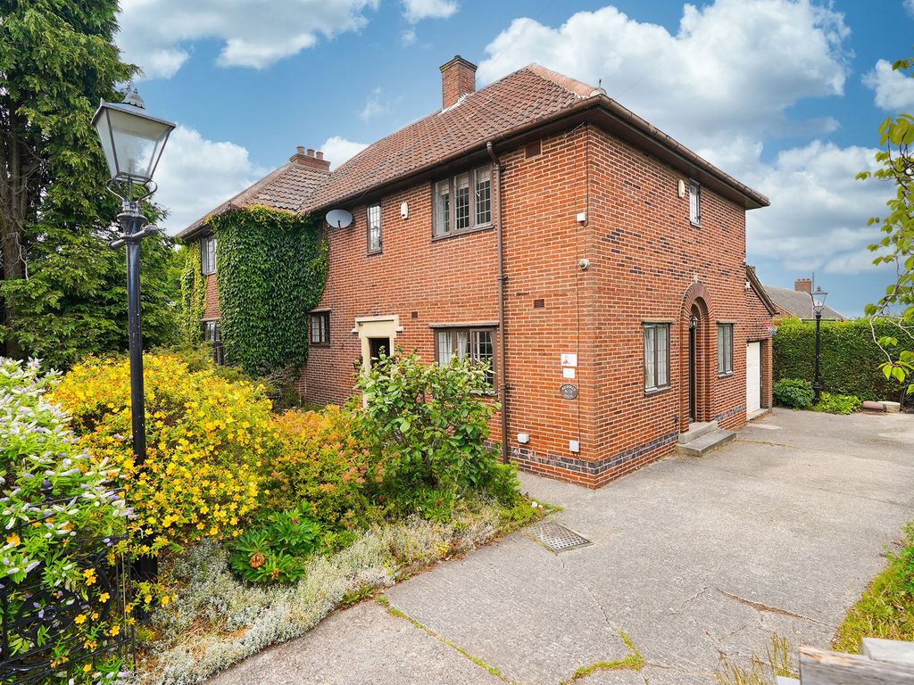 4 bed detached house for sale in Fox Lane, Sheffield S12 Zoopla