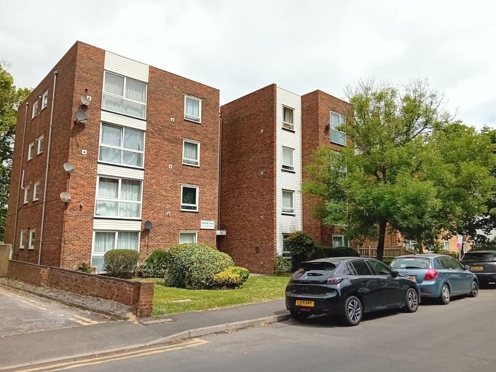 1 bed flat for sale in 17 Maldon Road, Wallington SM6 Zoopla