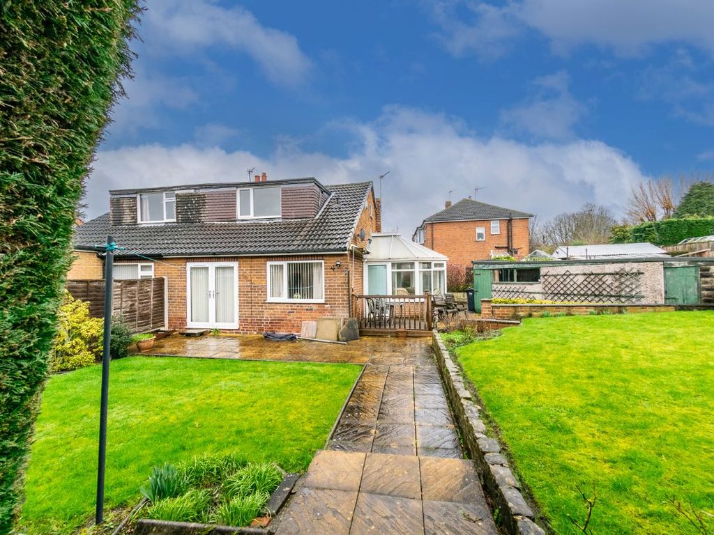 2 bed semidetached bungalow for sale in The Oval, Rothwell, Leeds LS26