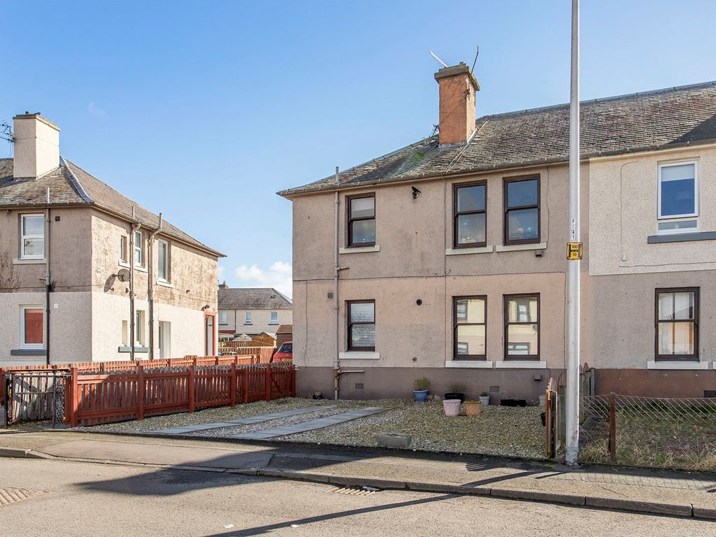 2 bed flat for sale in Gardiner Place, Newtongrange, Dalkeith EH22, £129,999 Zoopla
