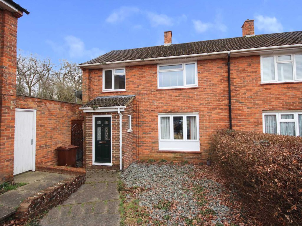 3 bed end terrace house for sale in Oakwood Road, Bracknell RG12 Zoopla