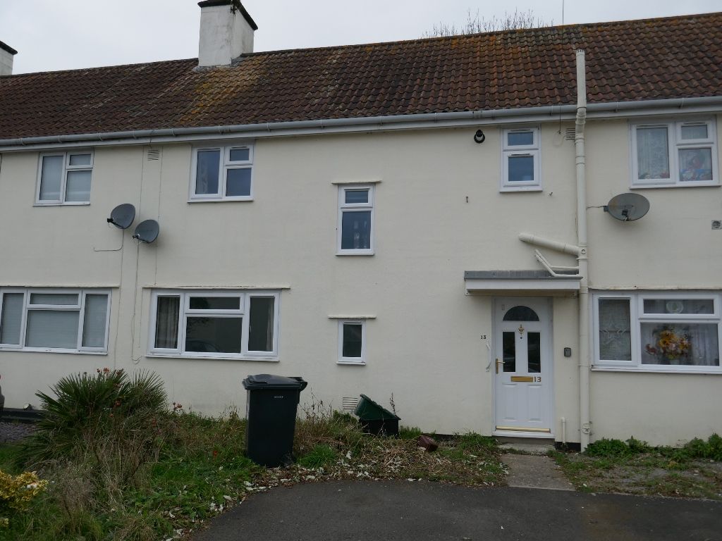 3 bed terraced house to rent in Matthews Road, Yeovil BA21, £950 pcm