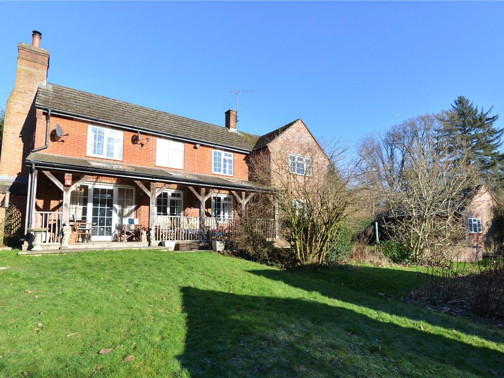 4 bed country house for sale in Godshill Wood, Fordingbridge, Hampshire