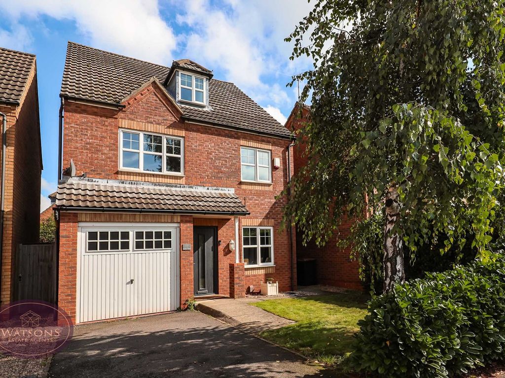 6 bed detached house for sale in Deeley Close, Watnall, Nottingham NG16, £350,000 Zoopla