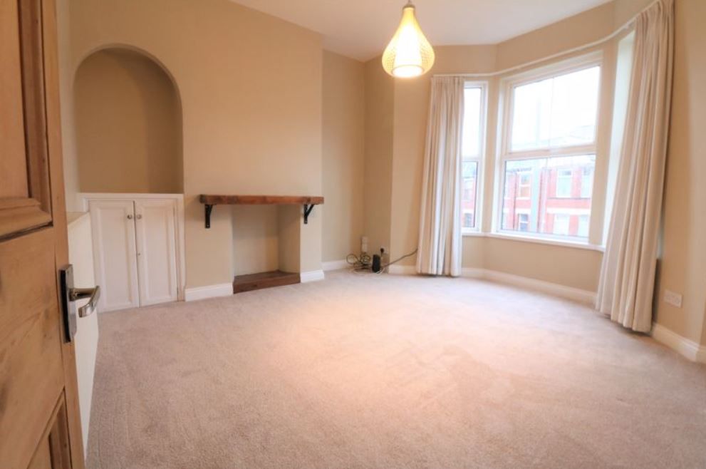 Flats For Rent Risca at Jennifer Vera blog