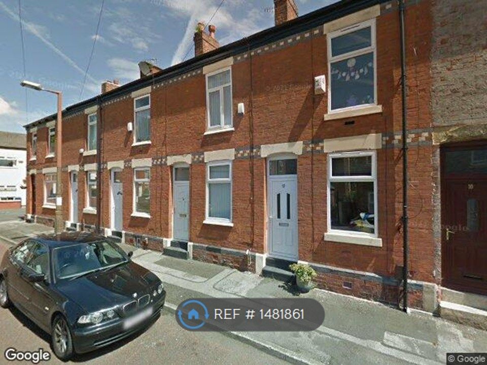 2 bed terraced house to rent in Cromwell Street, Stockport SK4 Zoopla