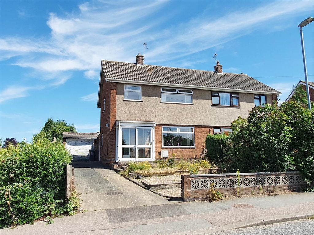 3 bed semidetached house for sale in Anson Road, Shepshed