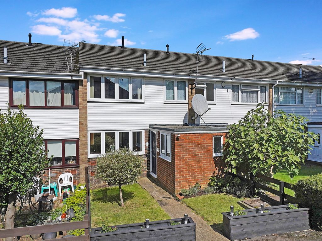3 bed terraced house for sale in Emerald Close, Rochester ME1, £300,000