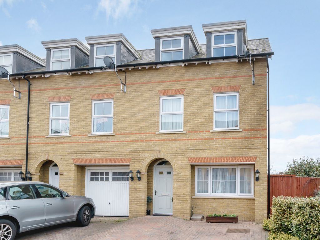 4 bed end terrace house for sale in Stead Close, Chislehurst BR7 Zoopla