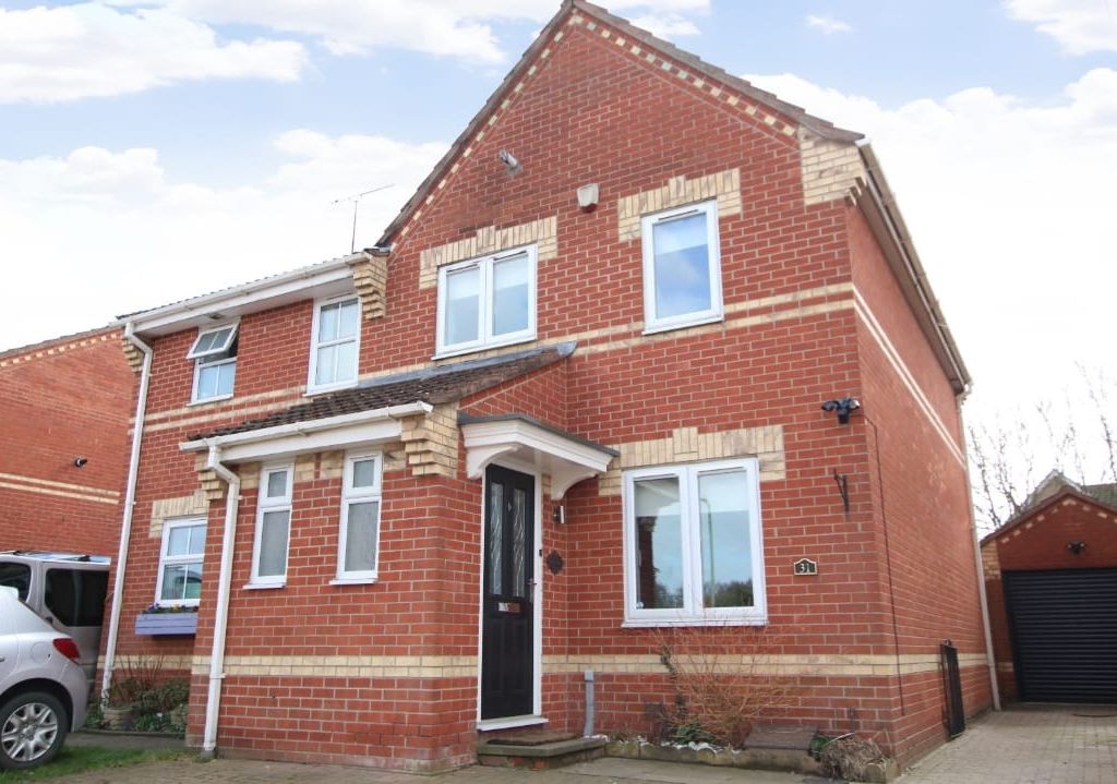 3 bed semidetached house for sale in Mulberry Gardens, Great Blakenham