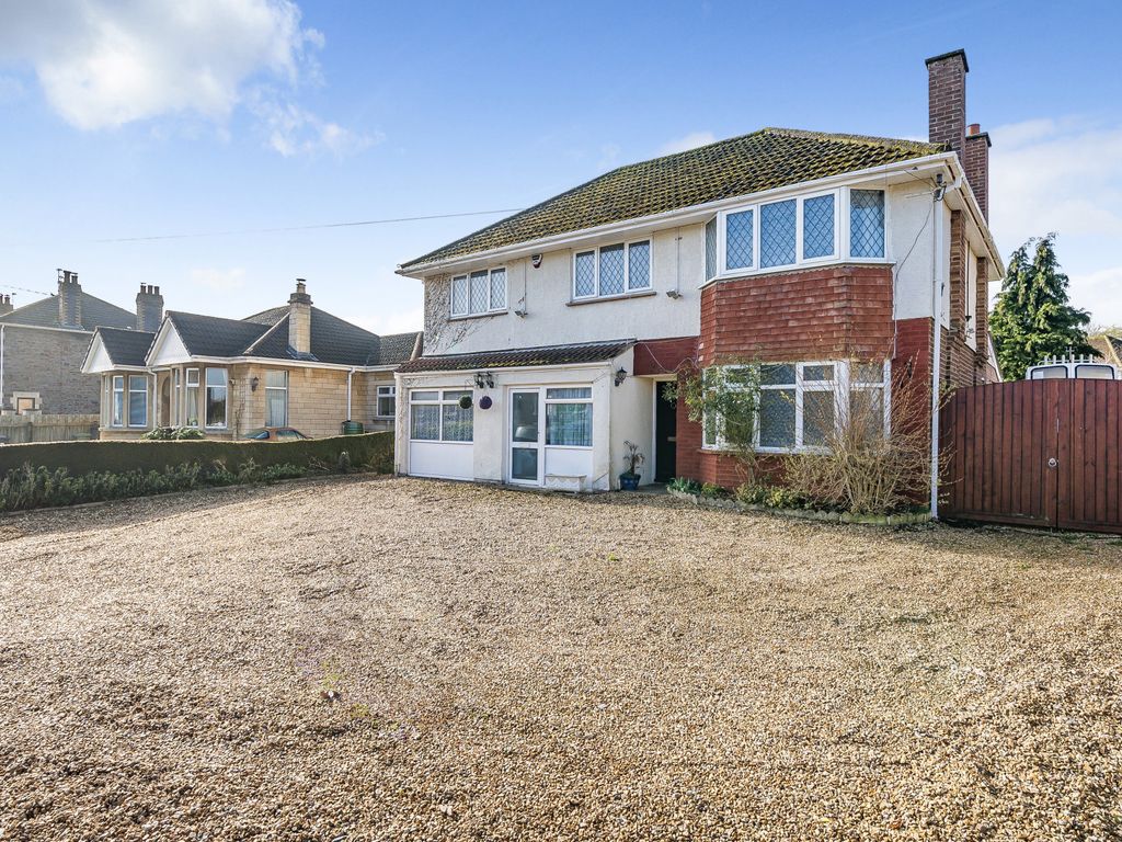 5 bed detached house for sale in Bath Road, Longwell Green, Bristol