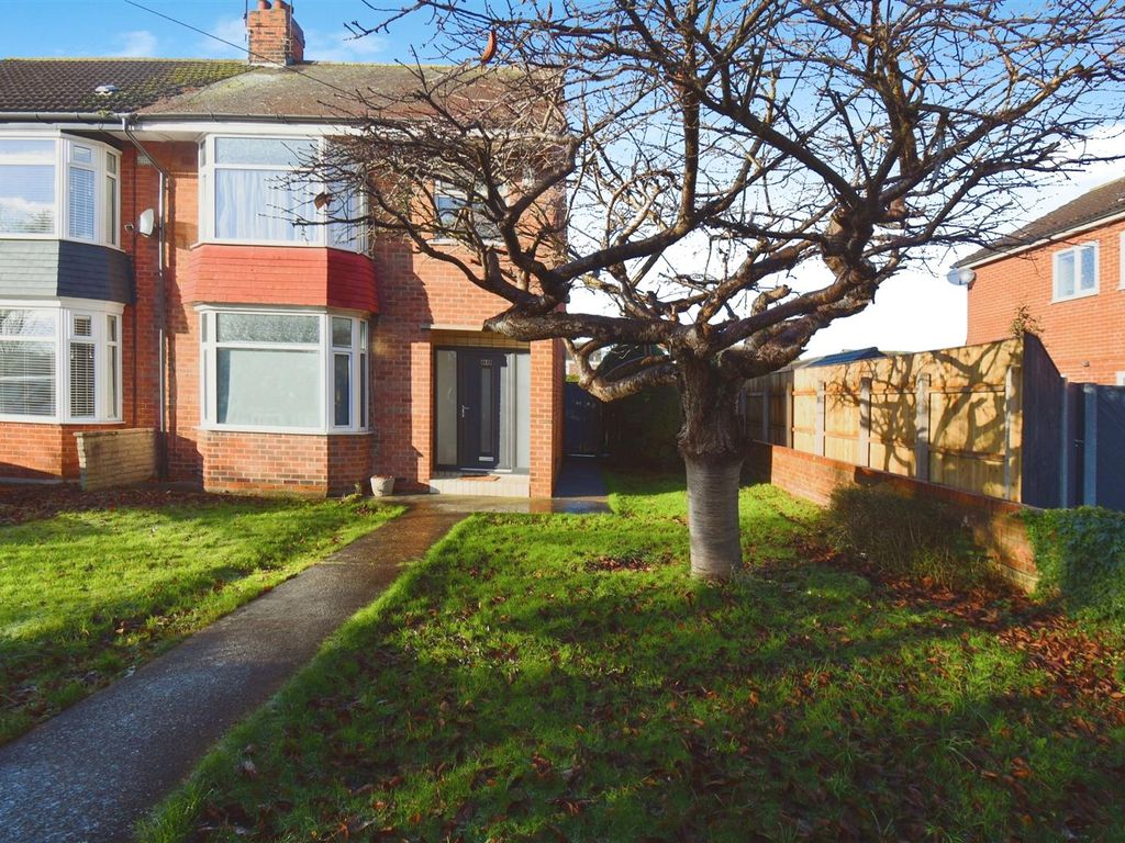 3 bed semidetached house for sale in Lambwath Road, Hull HU8, £190,000 Zoopla