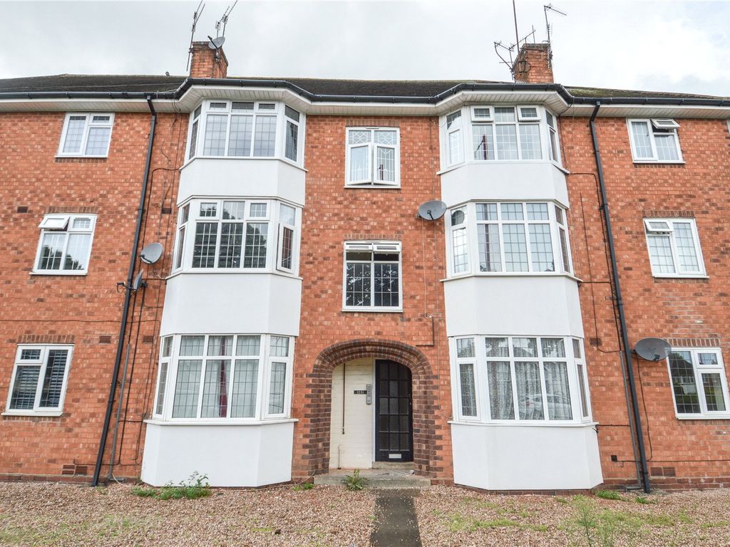 2 bed flat to rent in Bristol Road South, Northfield, Birmingham, West