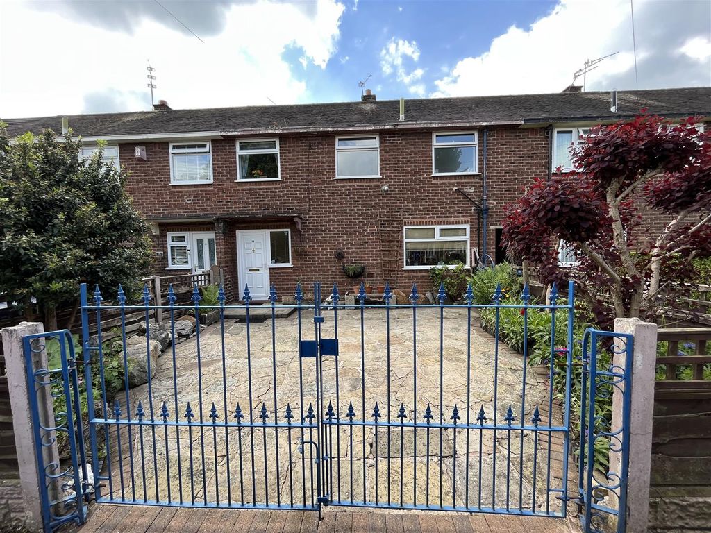 3 bed terraced house for sale in Tavistock Road, Sale M33 Zoopla