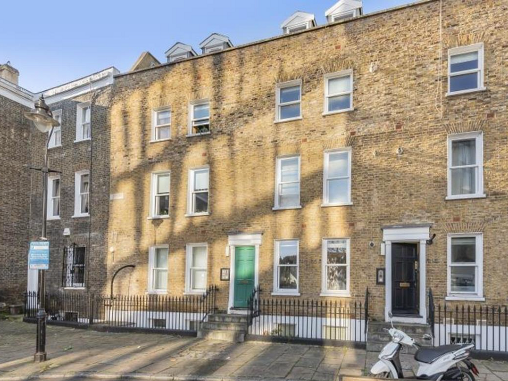 1 bed flat to rent in Bermondsey Square, London, London SE1 Zoopla