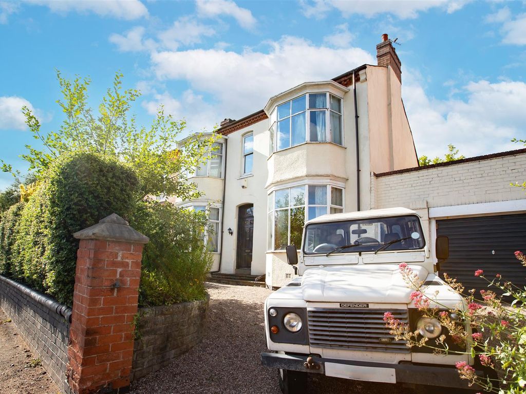 3 bed property for sale in Court Oak Road, Harborne, Birmingham B17