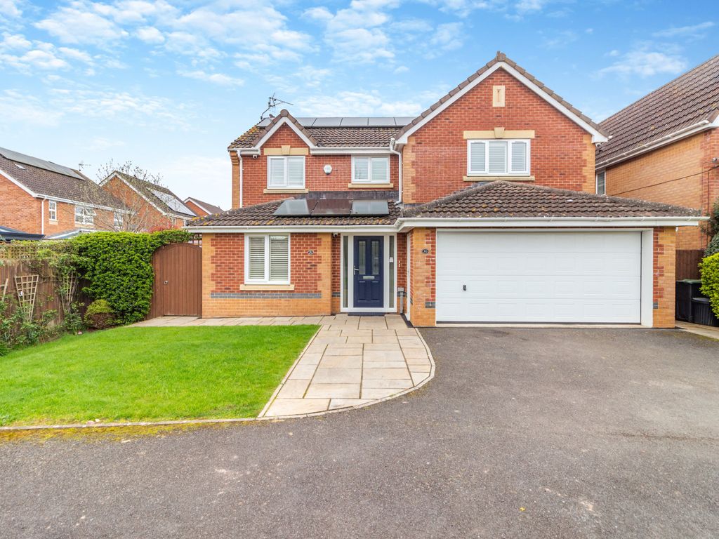 4 bed detached house for sale in Kingswood Road, Monmouth