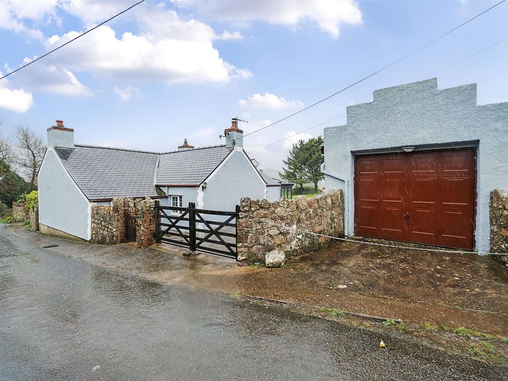 3 bed cottage for sale in Vicarage Lane, Llangennith, Swansea SA3, £