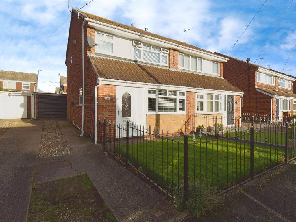 3 bed semidetached house for sale in Hathersage Road, Hull HU8, £