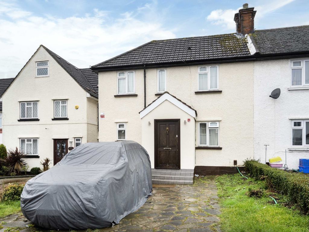 4 bed semidetached house to rent in Daniel Place, London NW4 Zoopla