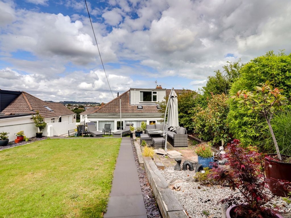 3 bed semidetached bungalow for sale in Highland Road, Torquay TQ2, £
