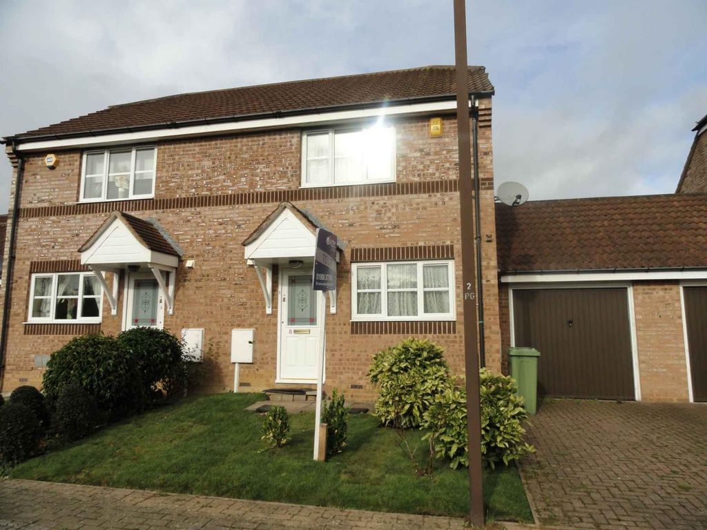 3 bed semidetached house for sale in Plymouth Grove, Tattenhoe, Milton